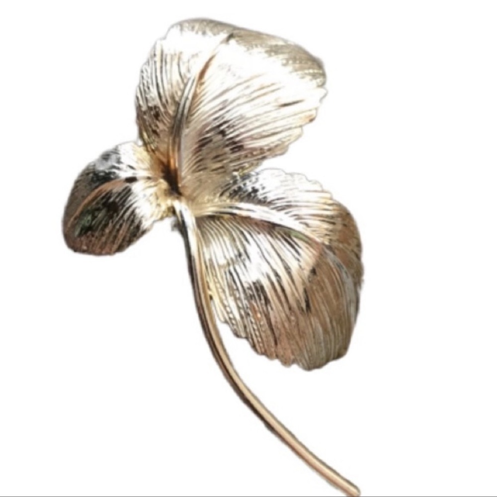 ☘️ Three Leaf Clover Strong Vintage Brooch firm